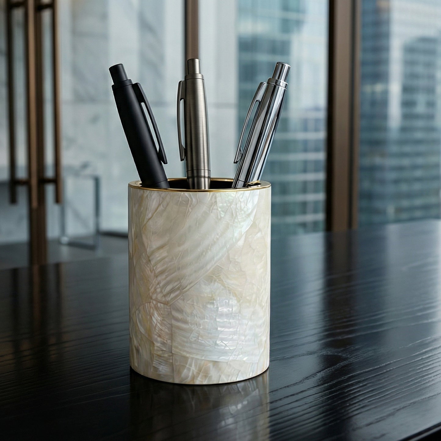 Kabibe Shell Accessories Pot