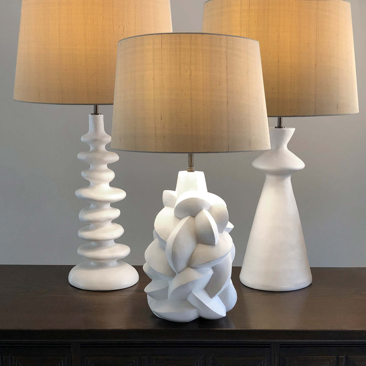 Kaolin White Jesmonite Plaster Lamp – Luce Interiors